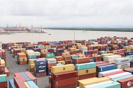 In early 2019, Vietnam sees a trade deficit of nearly US$ 1 billion