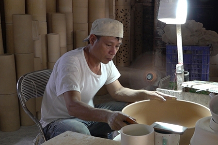 Bat Trang pottery: Industry 4.0 takes 700-year history into the future