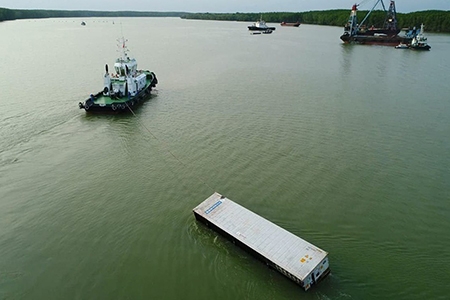 Doanh nghiệp gặp khó vì hàng hóa bị ách tắc sau vụ chìm tàu container