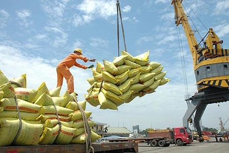 Thủ tướng đồng ý cho xuất khẩu gạo trở lại bình thường từ 1/5