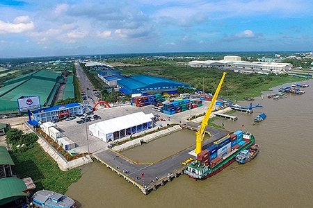 Cảng thủy nội địa Tân Cảng Thốt Nốt được tiếp nhận phương tiện thủy nước ngoài