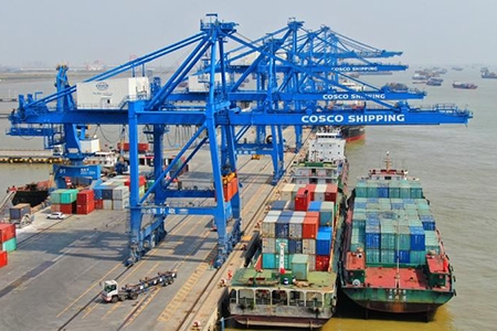 Lượng hàng hóa thông qua các cảng lớn của Trung Quốc tiếp tục phục hồi