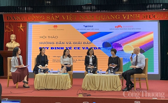 Nhiều chuyên gia thuộc các công ty kiểm định chất lượng chia sẻ và giải đáp thắc mắc về những quy chuẩn đối với EC và FDA