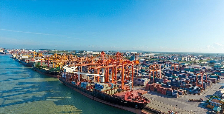 Bến cảng Tân Vũ (Cảng Hải Phòng) một trong những cảng biển hiện đại nhất khu vực phía Bắc