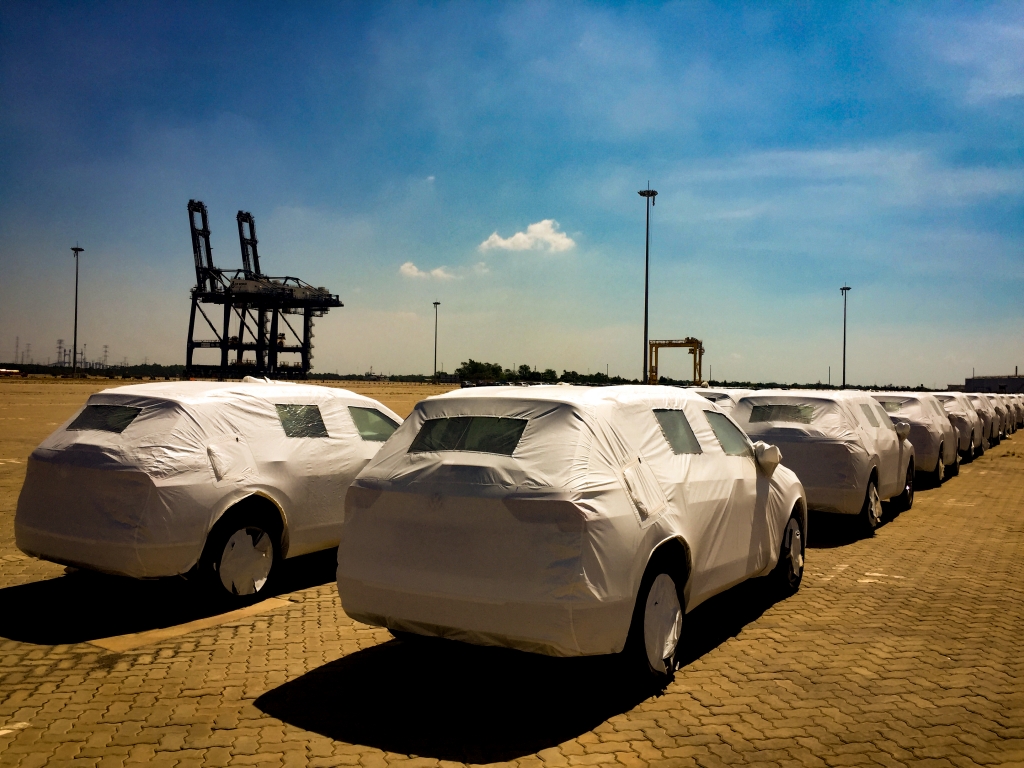 Ngoài thuế giảm, giá xe ô tô tại Việt Nam muốn giảm đòi hỏi thêm nhiều yếu tố khác. Ảnh Nguyễn Hà