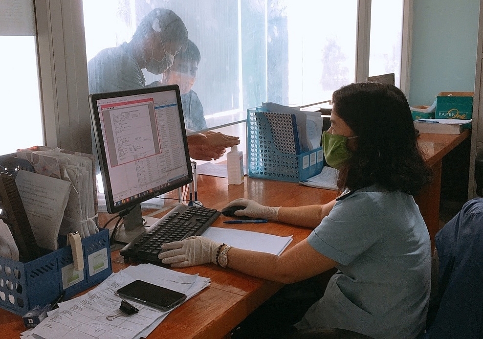 Sửa đổi về thủ tục hải quan đối với hàng hóa kinh doanh tạm nhập tái xuất